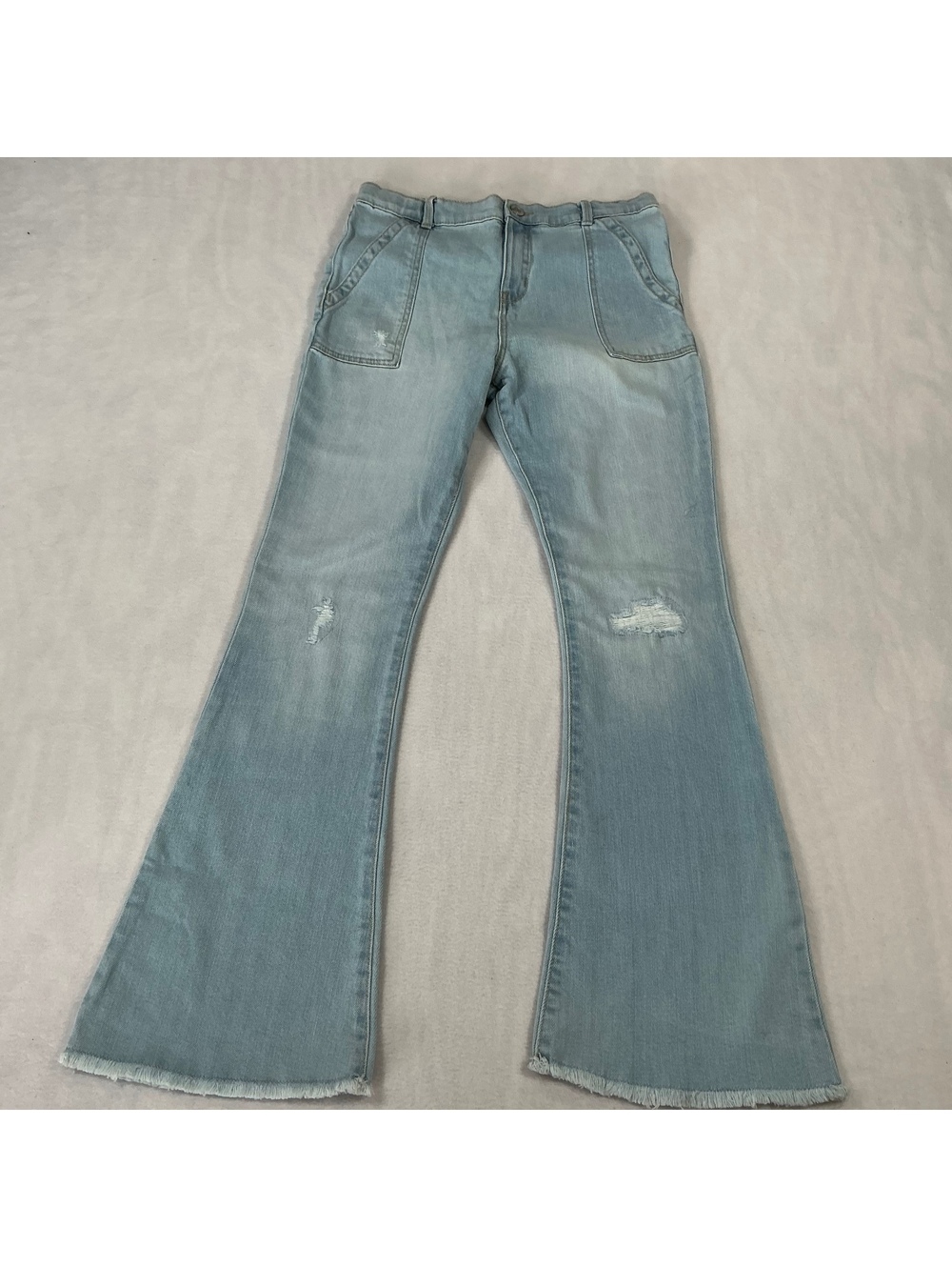 OshKosh B'gosh Girls Size 14A Light Wash Flare Jeans Bell-Bottom Y2K Style